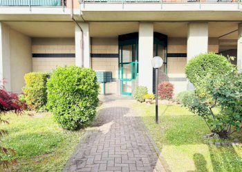 Quadrilocale Via Alfonso Badini Confalonieri, Torino (zona Madonna Campagna) - foto 2