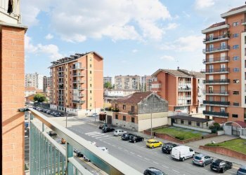 Quadrilocale Via Alfonso Badini Confalonieri, Torino (zona Madonna Campagna) - foto 3