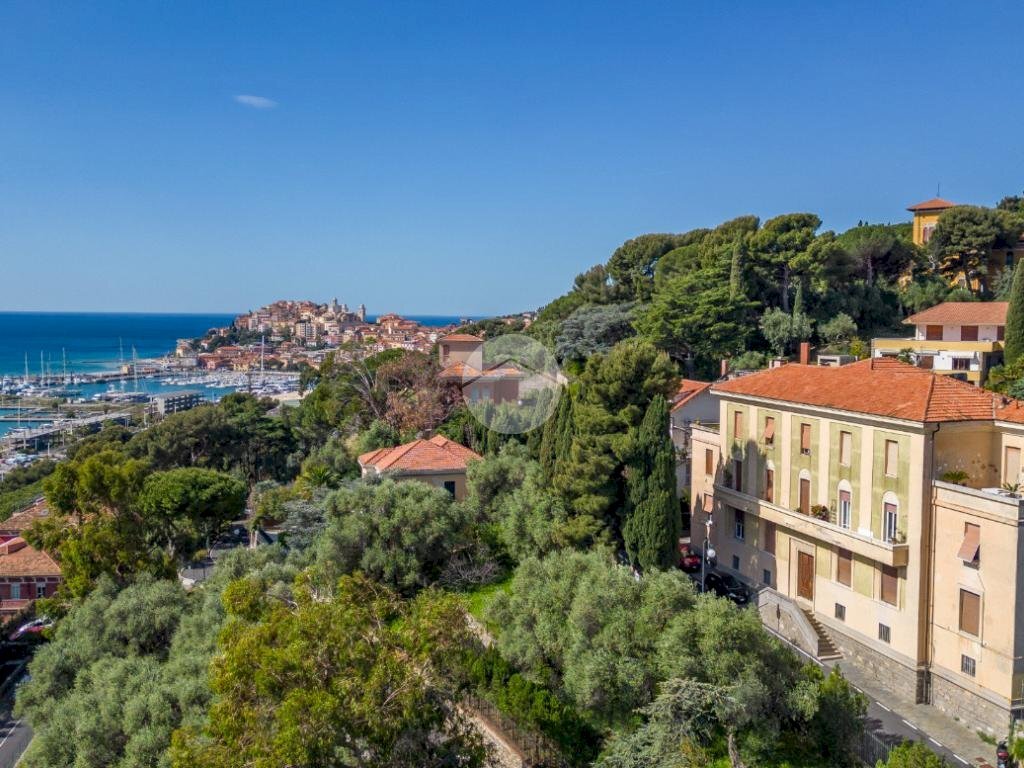 Appartamento Viale Vittorio Veneto, Imperia - foto 1