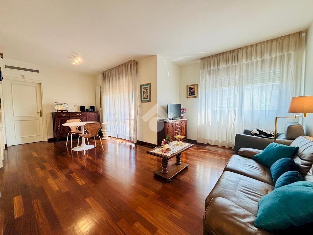 Three-room apartment Via Zara, Rho - photo 3
