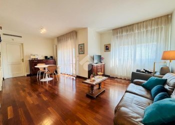 Three-room apartment Via Zara, Rho - photo 3