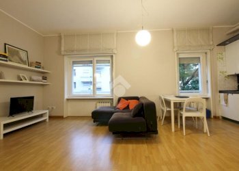 One-room apartment Prima strada, Segrate - photo 1