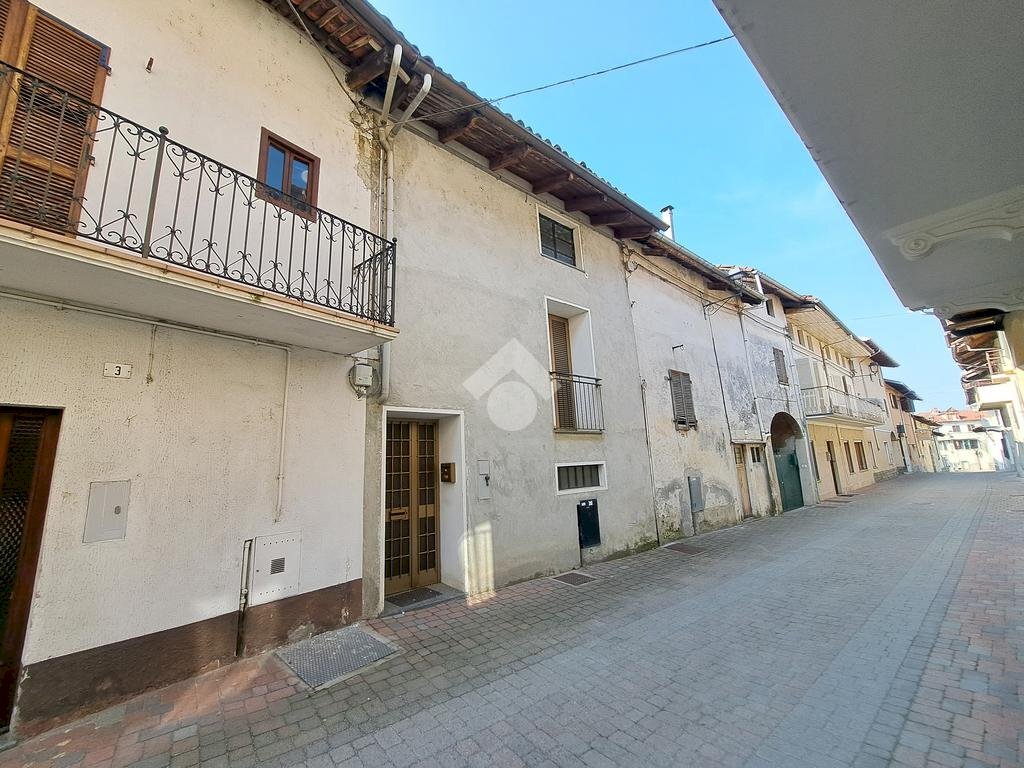 Casa semi indipendente Via Vittorio Emanuele II, Palazzo Canavese - foto 1