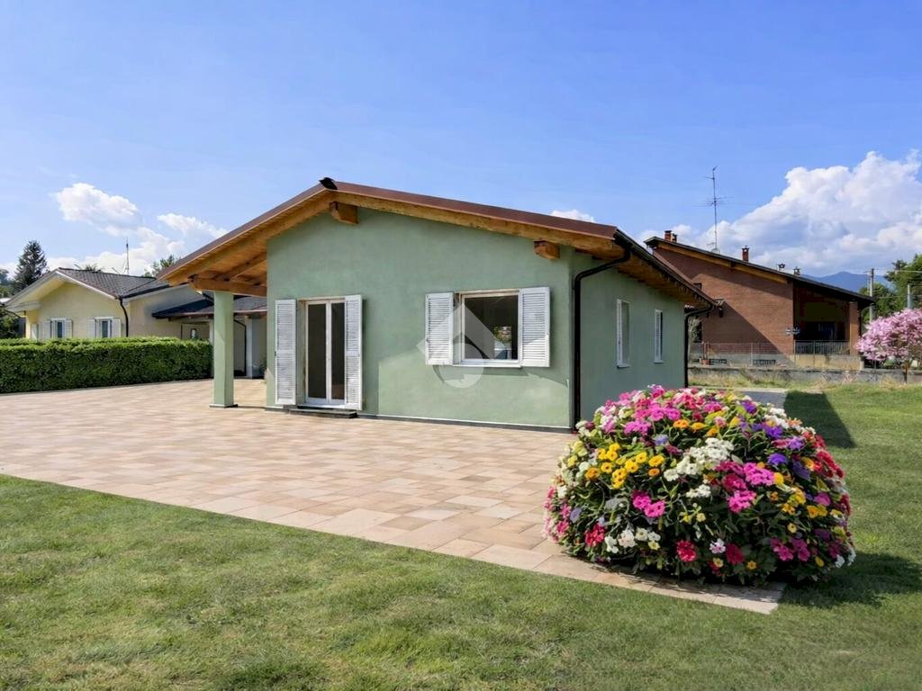 Villa Via Cossato, Quaregna Cerreto - foto 1