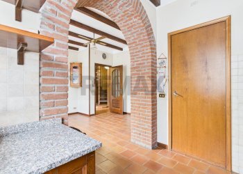 Cucina - Casa indipendente Stda Crotesi
 
39, Casteggio - foto 8