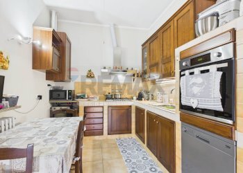 Cucina - Casa indipendente FRAZIONE BOTTAROLO
 
4, Barbianello - foto 6