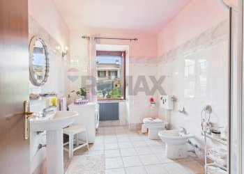 Bagno - Casa indipendente FRAZIONE BOTTAROLO
 
4, Barbianello - foto 24