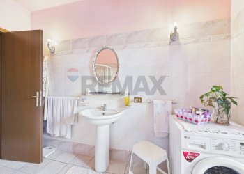 Bagno - Casa indipendente FRAZIONE BOTTAROLO
 
4, Barbianello - foto 25