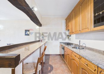 Cucina - Casa indipendente FRAZIONE BOTTAROLO
 
4, Barbianello - foto 33