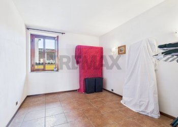Camera - Casa indipendente FRAZIONE BOTTAROLO
 
4, Barbianello - foto 35