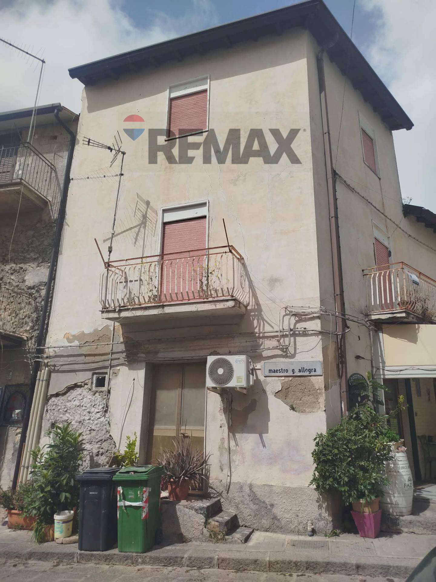 Casa all\'aperto - Independent house Piazza Guglielmo Marconi
 
1/3/5, Raddusa - photo 2