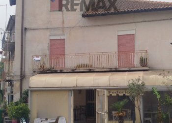 Edificio all\'aperto - Casa indipendente Piazza Guglielmo Marconi
 
1/3/5, Raddusa - foto 3