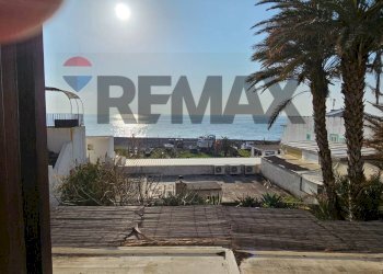 Vista dell\'acqua - Villa a Schiera Via Giuseppe Picone
 
snc, Lipari - foto 1