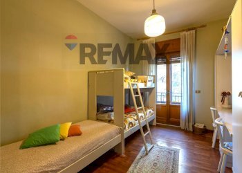 Camera 1 - Appartamento Via Archimede
 
5, Caltagirone - foto 18