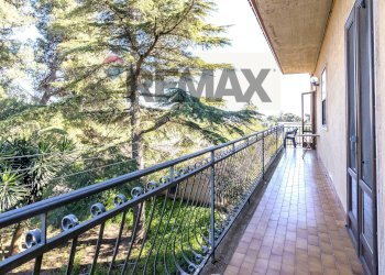 Balcone est - Appartamento Via Archimede
 
5, Caltagirone - foto 36