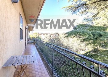 Balcone est - Appartamento Via Archimede
 
5, Caltagirone - foto 37