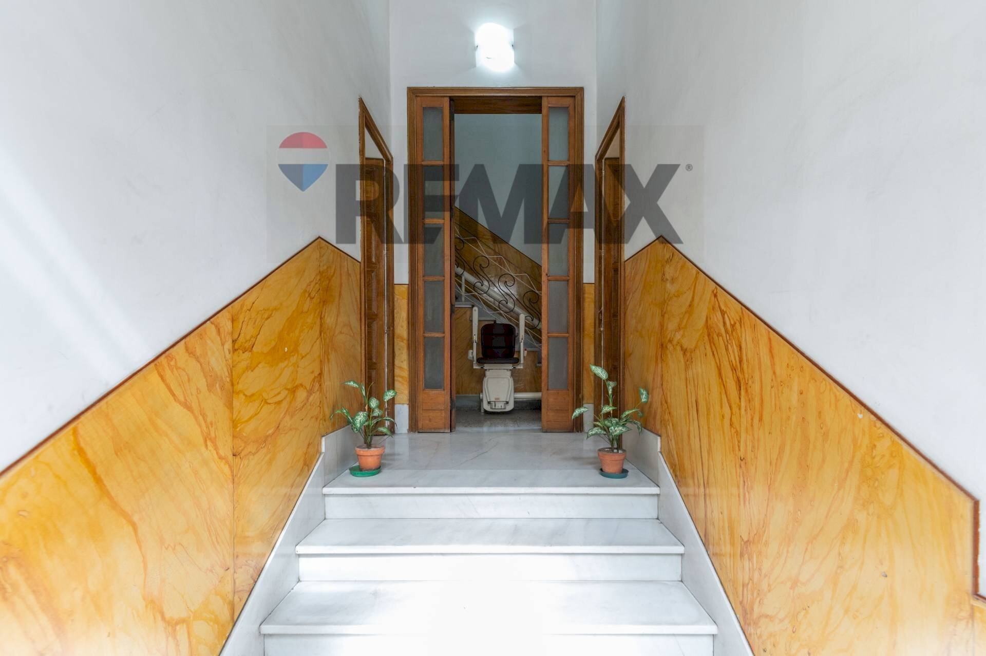 Scale - Appartamento Via Piave
 
183, Lentini - foto 1