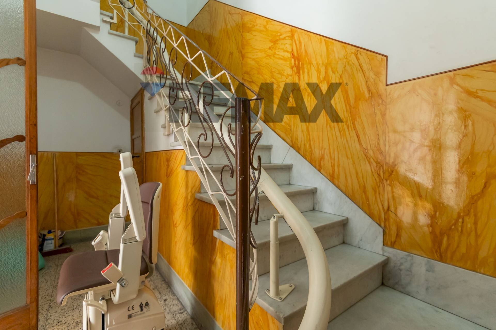 Scale - Appartamento Via Piave
 
183, Lentini - foto 2