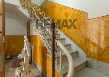 Scale - Appartamento Via Piave
 
183, Lentini - foto 2