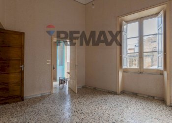 Stanza vuota - Appartamento Via Piave
 
183, Lentini - foto 11