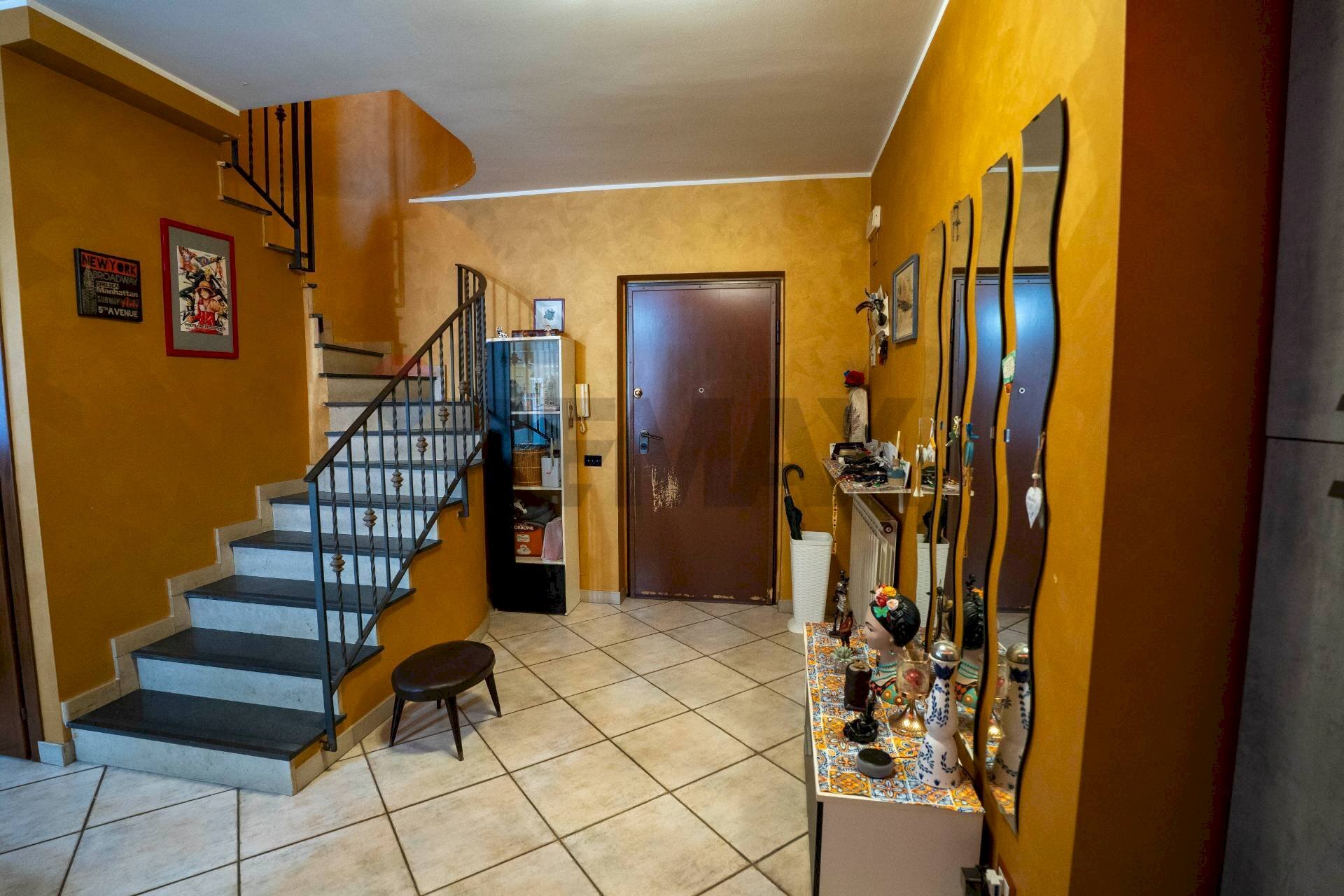 Scale - Appartamento Via Etnea
 
334, Mascalucia - foto 2