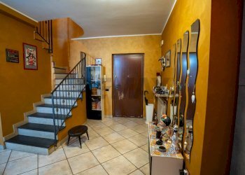 Scale - Appartamento Via Etnea
 
334, Mascalucia - foto 2