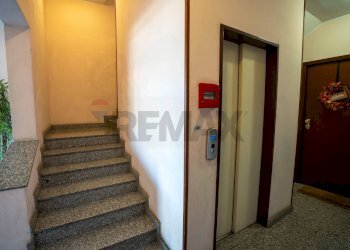 Scale - Appartamento Via Etnea
 
334, Mascalucia - foto 30