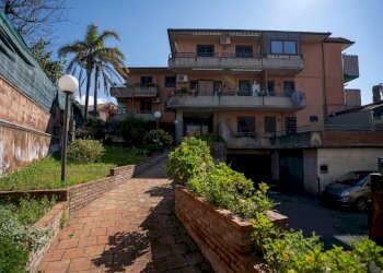 Edificio all\'aperto - Appartamento Via Etnea
 
334, Mascalucia - foto 43