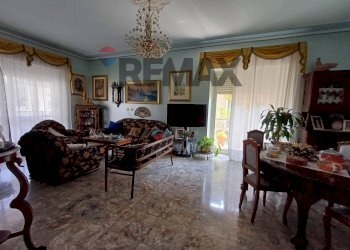 Sala da pranzo - Appartamento Via Enna
 
3, Catania - foto 1