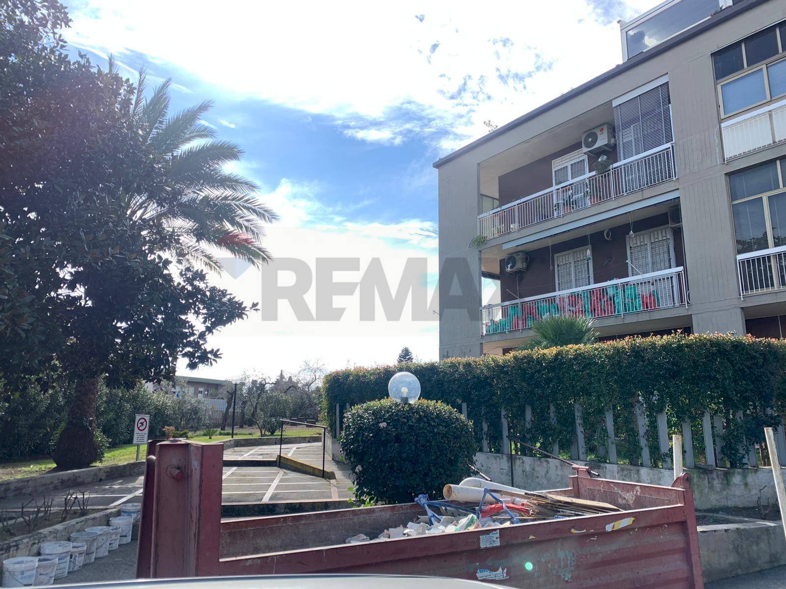 Edificio all\'aperto - Box Via XXI Aprile
 
47, Aci Castello - foto 3