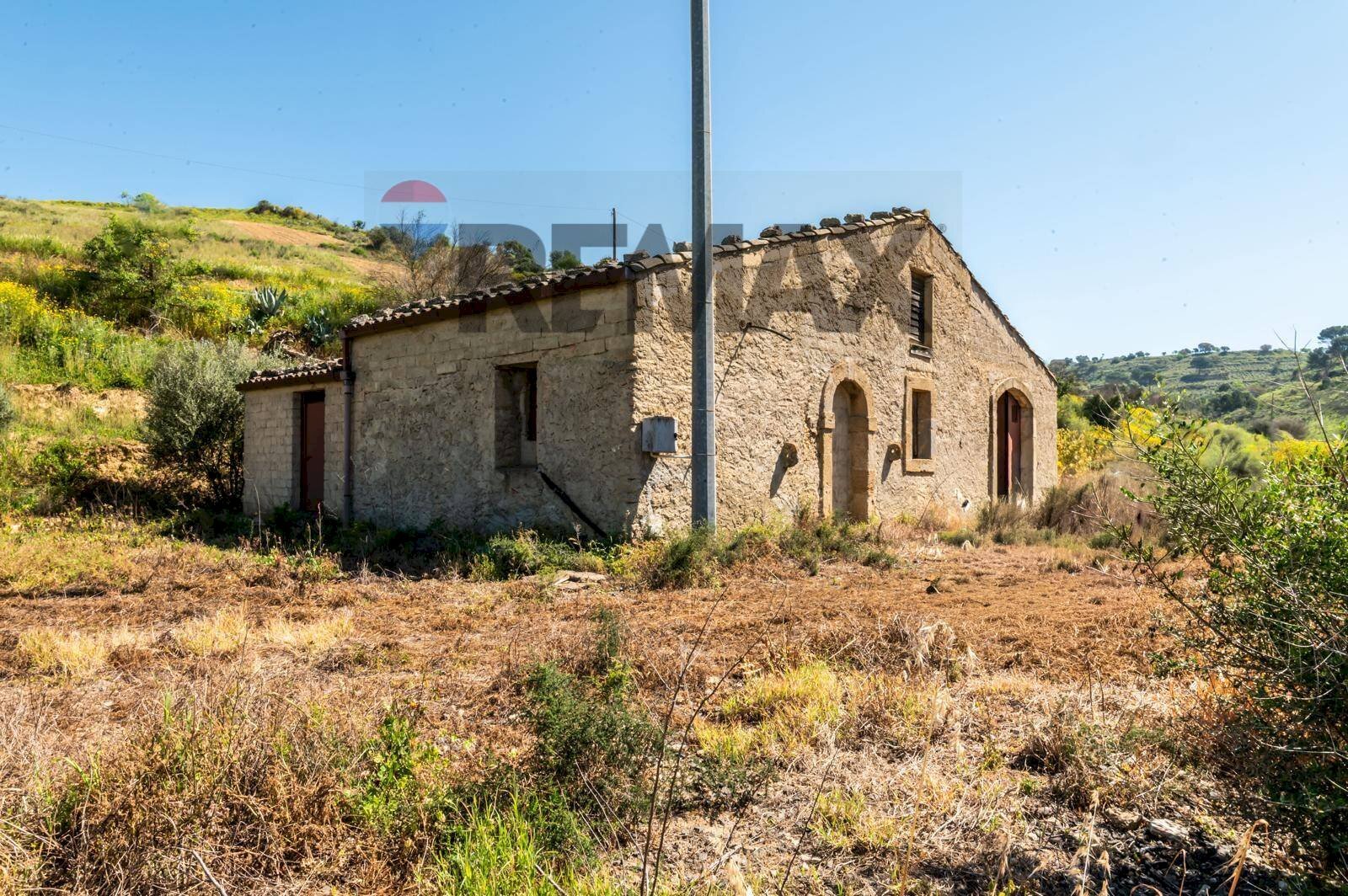 Casa all\'aperto - Rustic Contrada Saracena
 
snc, Caltagirone - photo 1