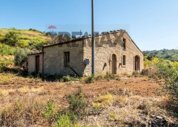 Casa all\'aperto - Rustic Contrada Saracena
snc, Caltagirone - photo 1