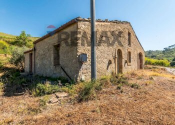 Casa all\'aperto - Rustic Contrada Saracena
snc, Caltagirone - photo 2