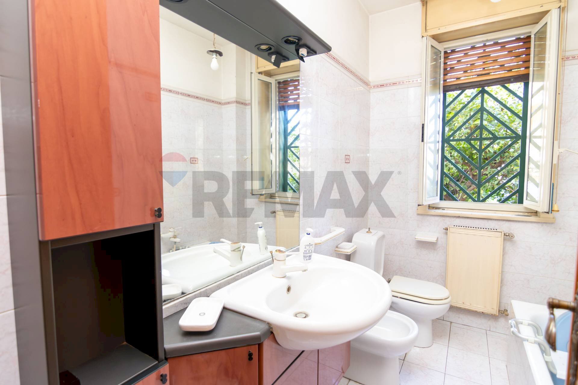 Bagno - Appartamento Via Umberto
 
5, Sant'Agata Li Battiati - foto 2