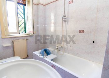 Bagno - Appartamento Via Umberto
 
5, Sant'Agata Li Battiati - foto 4