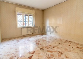 Stanza vuota - Appartamento Via Umberto
 
5, Sant'Agata Li Battiati - foto 6