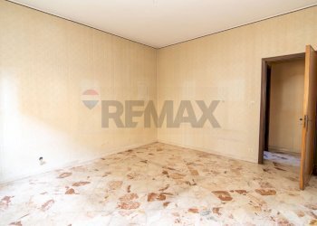 Stanza vuota - Appartamento Via Umberto
 
5, Sant'Agata Li Battiati - foto 7