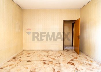 Stanza vuota - Appartamento Via Umberto
 
5, Sant'Agata Li Battiati - foto 8