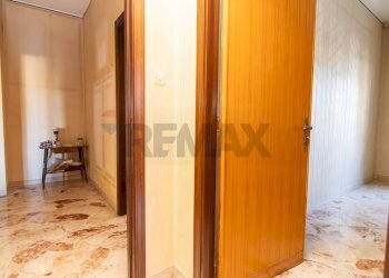 Hall / corridoio - Appartamento Via Umberto
 
5, Sant'Agata Li Battiati - foto 13