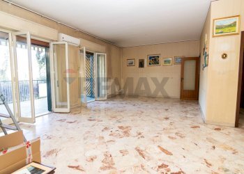 Stanza vuota - Appartamento Via Umberto
 
5, Sant'Agata Li Battiati - foto 41