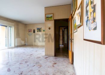 Stanza vuota - Appartamento Via Umberto
 
5, Sant'Agata Li Battiati - foto 43