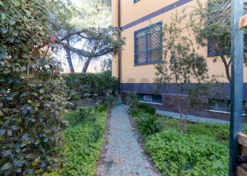 Giardino - Appartamento Via Umberto
 
5, Sant'Agata Li Battiati - foto 62