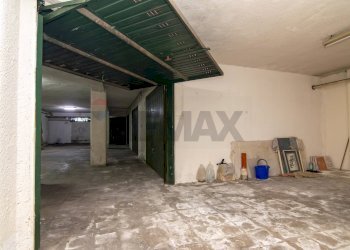 Parcheggio - Appartamento Via Umberto
 
5, Sant'Agata Li Battiati - foto 74