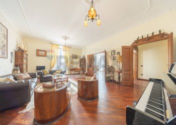 Soggiorno - Appartamento Via Traiana
 
7, Civitavecchia - foto 2