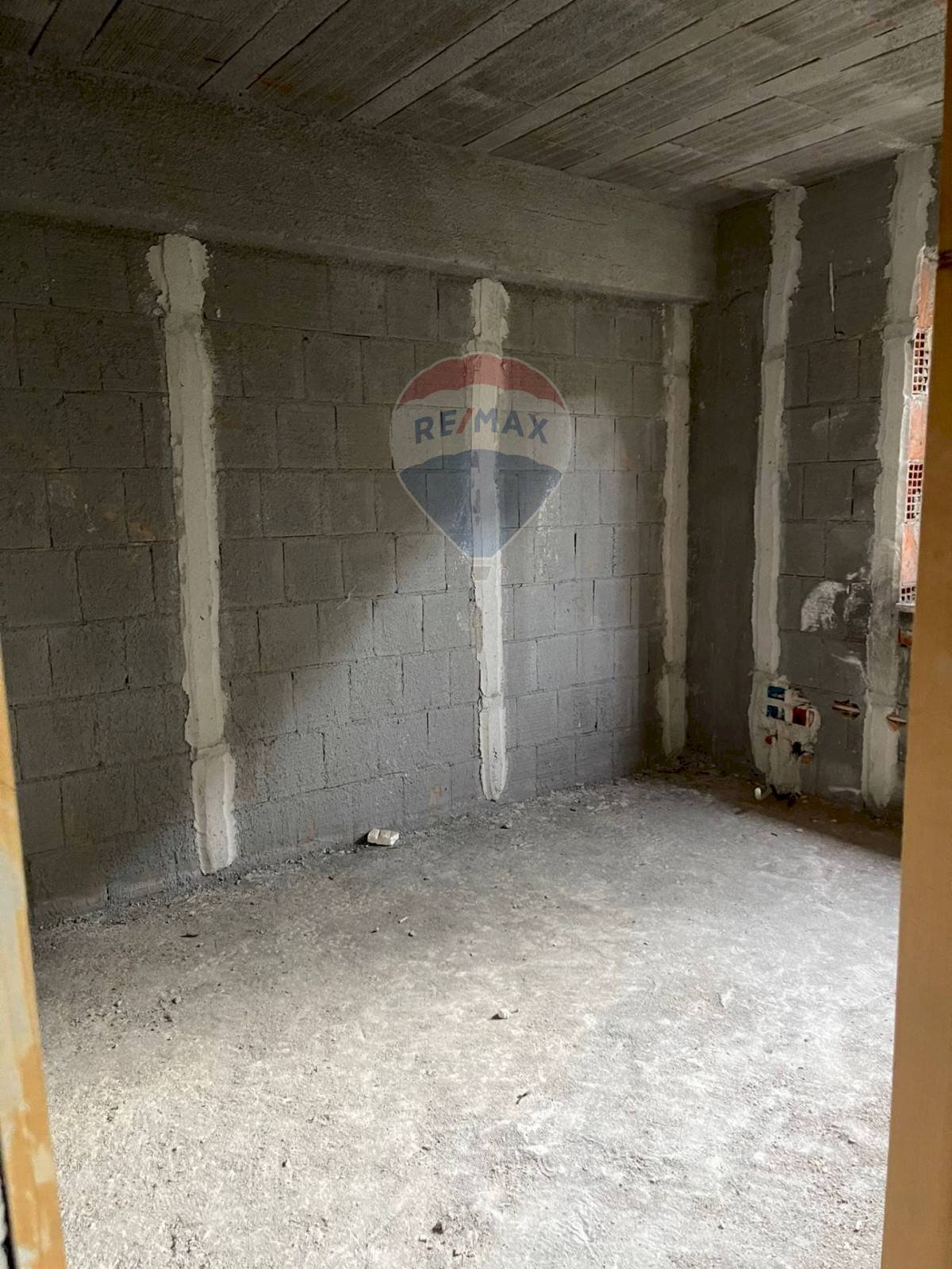 Stanza vuota - Appartamento Acri - foto 3