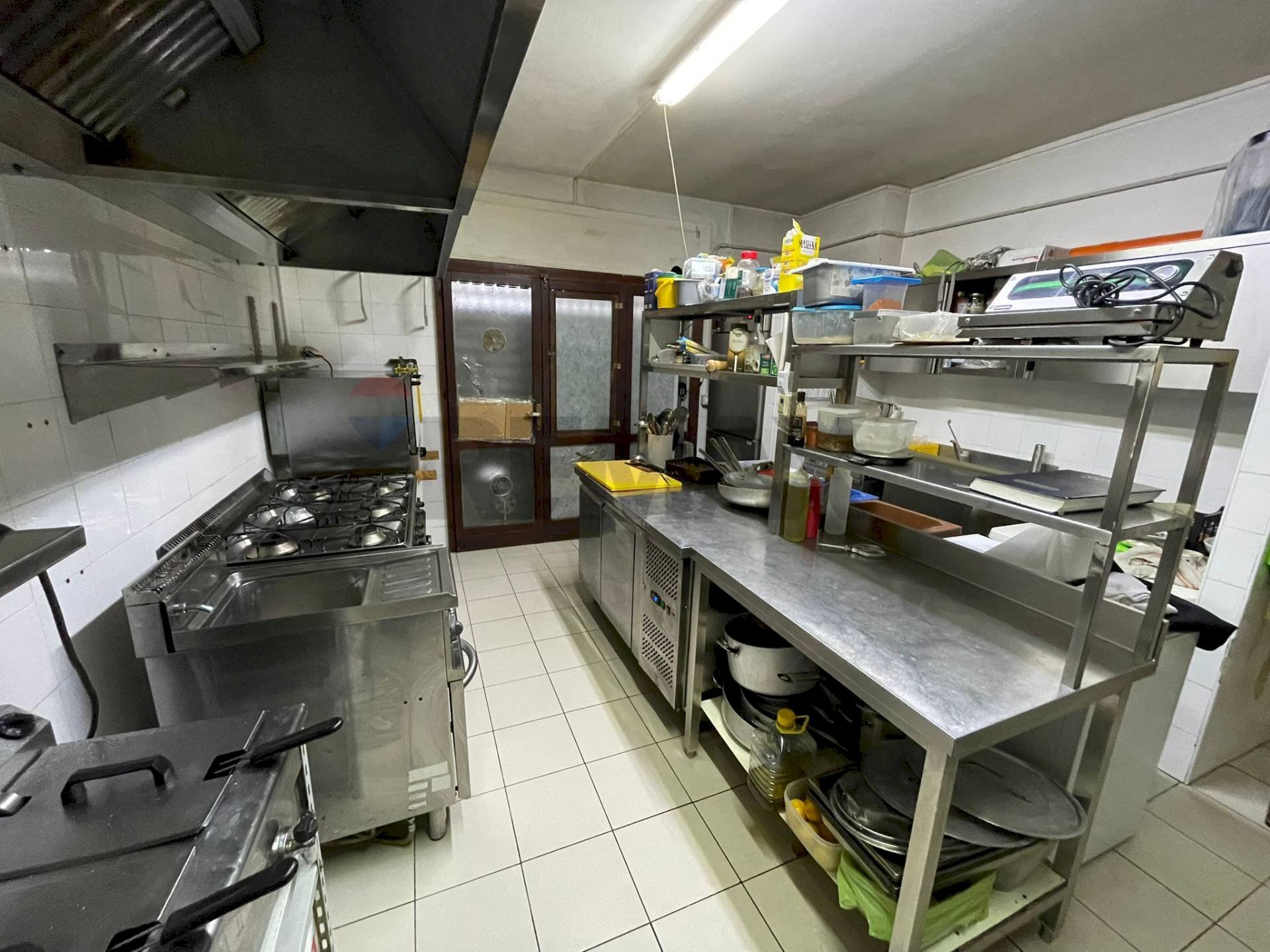 Cucina - Attività Commerciale Via Lucania
 
41, Corigliano-Rossano - foto 2