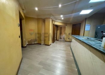 Ricezione / Lobby - Locale Commerciale via fontanelle
 
14, Corigliano-Rossano - foto 8