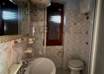 Bagno - Independent house Via Carlo Calà
 
9, Castrovillari - photo 10