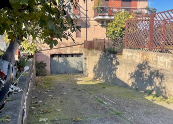 Edificio all\'aperto - Magazzino VIA ROMAGNA
 
6, Corigliano-Rossano - foto 4