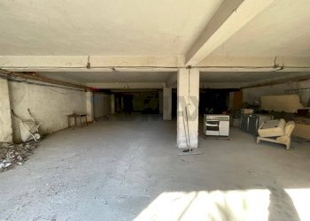 Parcheggio - Magazzino VIA ROMAGNA
 
6, Corigliano-Rossano - foto 7